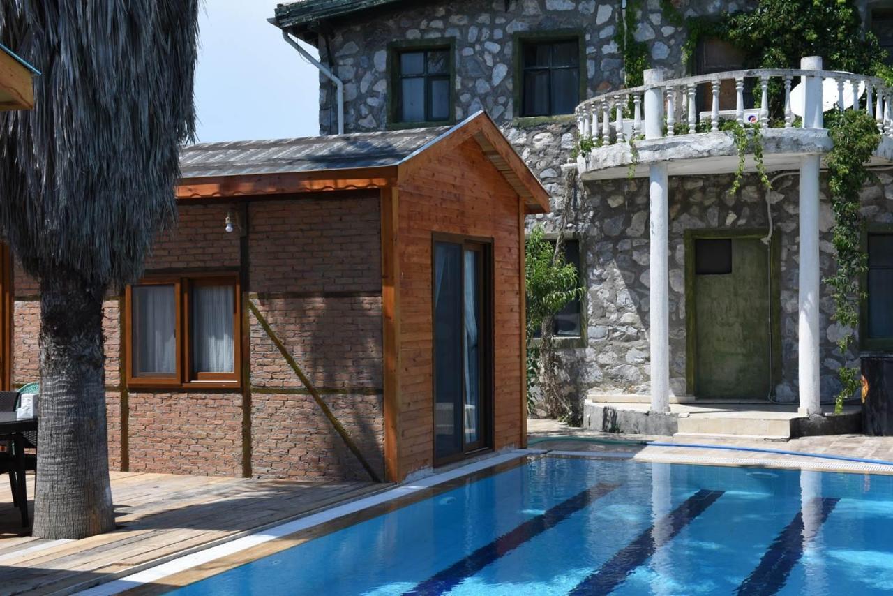 达拉曼Otantik Tas Ev住宿加早餐旅馆 外观 照片